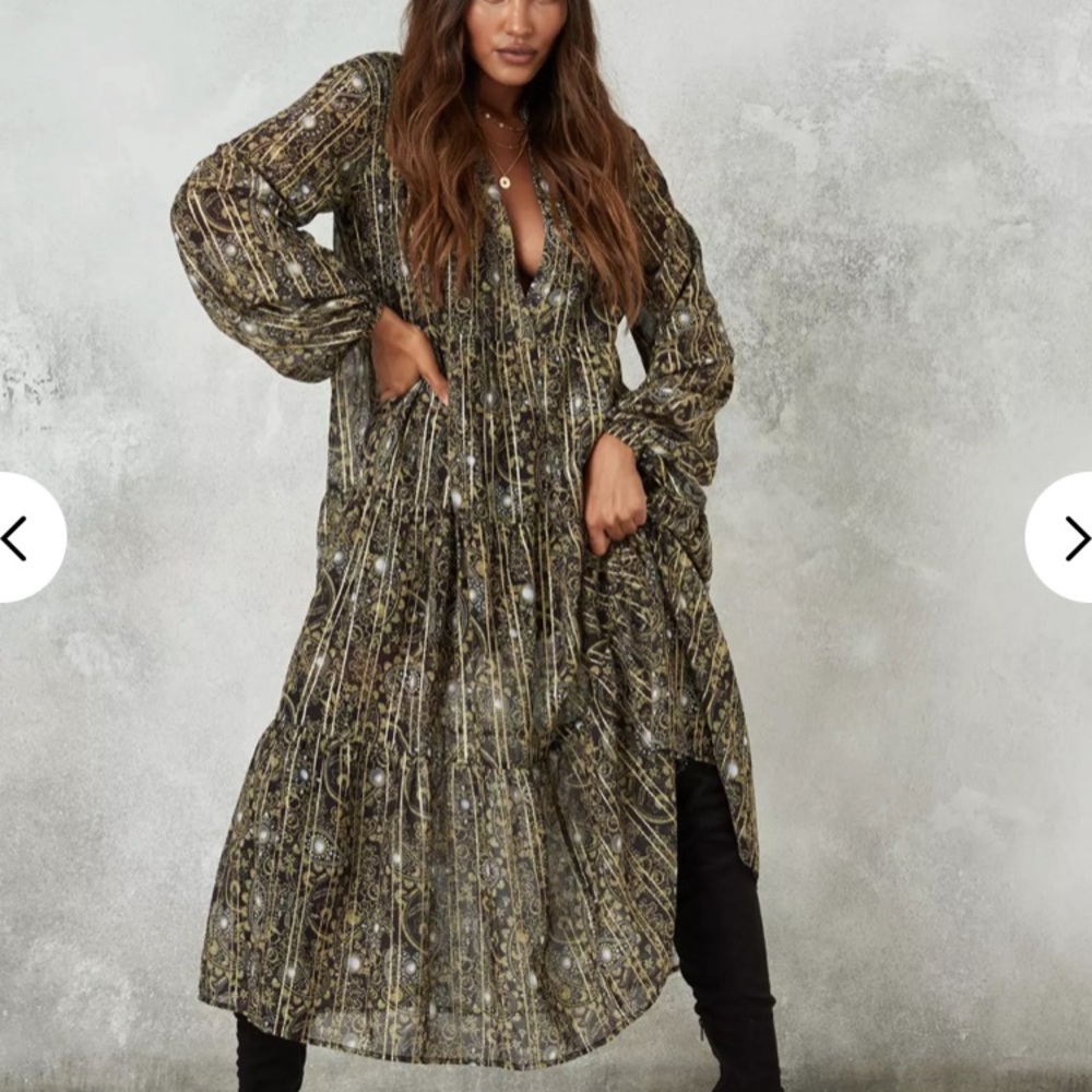 Missguided Olive Green Printed Maxi Dress - Picture 2 of 11